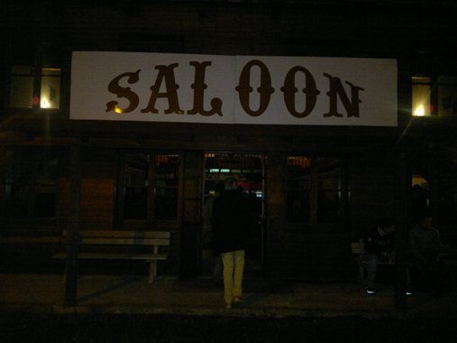 images/stories/2011_4/saloon.jpg
