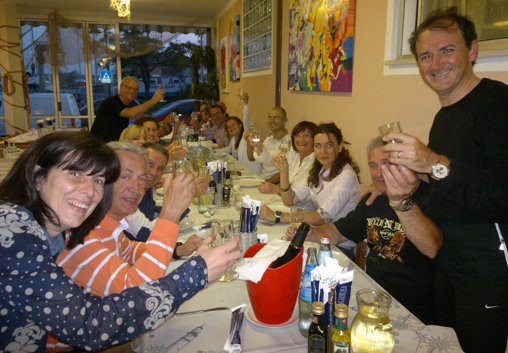 Cena introduttiva del Venerdì images/stories/2011_5/cenaurbven.jpg