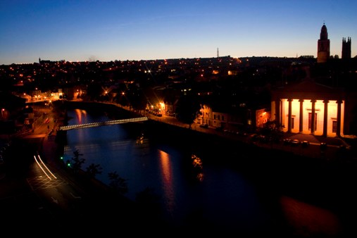 Cork by night images/stories/2011_7/110627cork_3.jpg